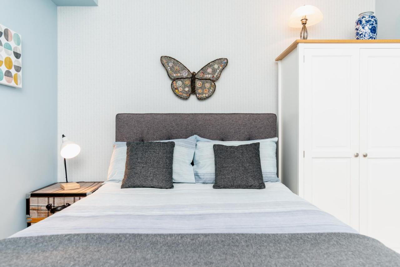 One-Bedroom Suite 2