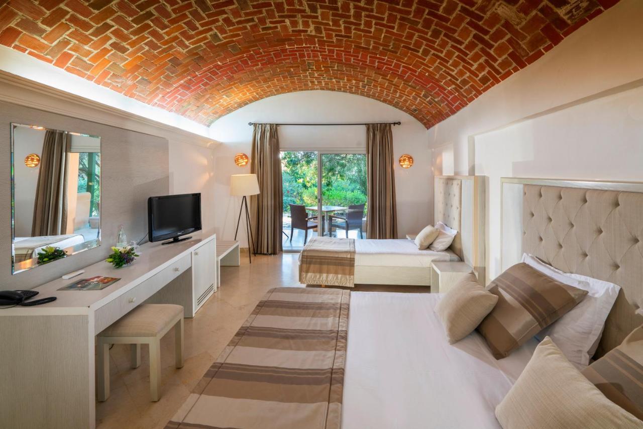 Standard Family Room