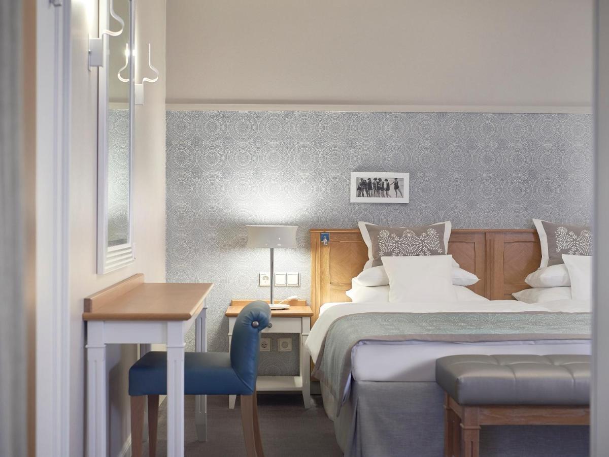 Deluxe Junior Suite,991132324:JPEG