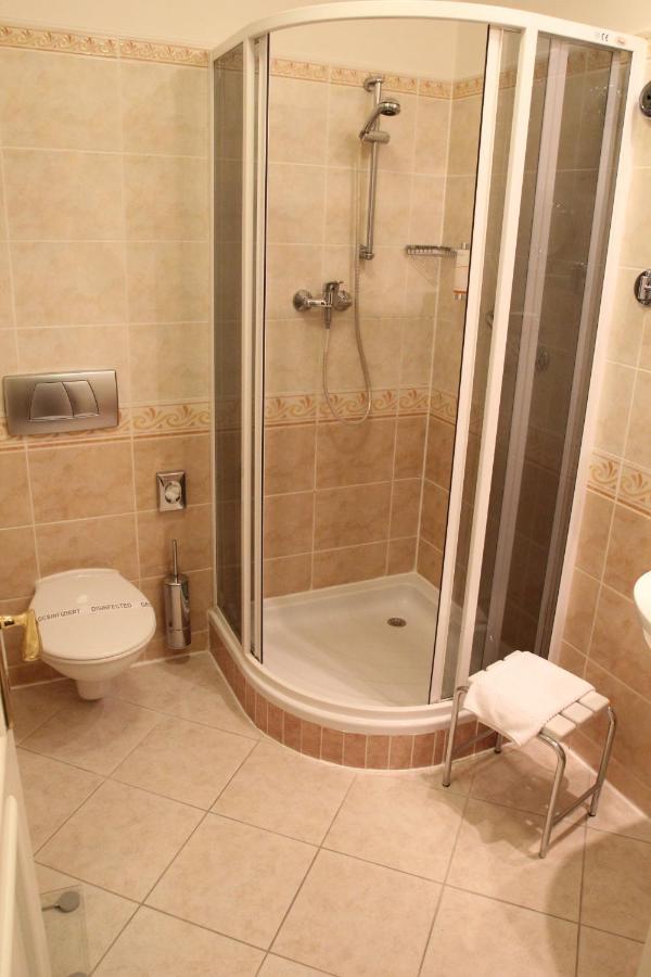 Standard Double Room with Pool and Wellness Access