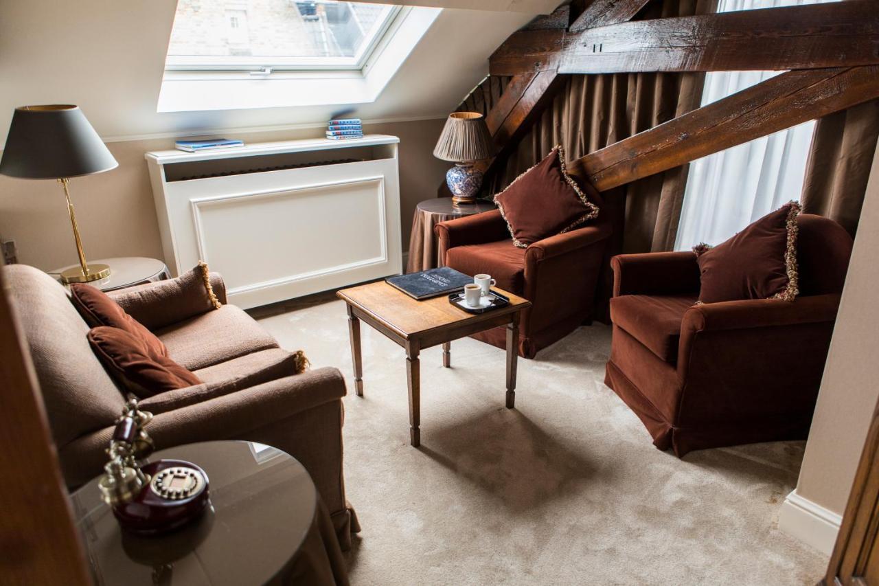 Junior Suite Belfry View