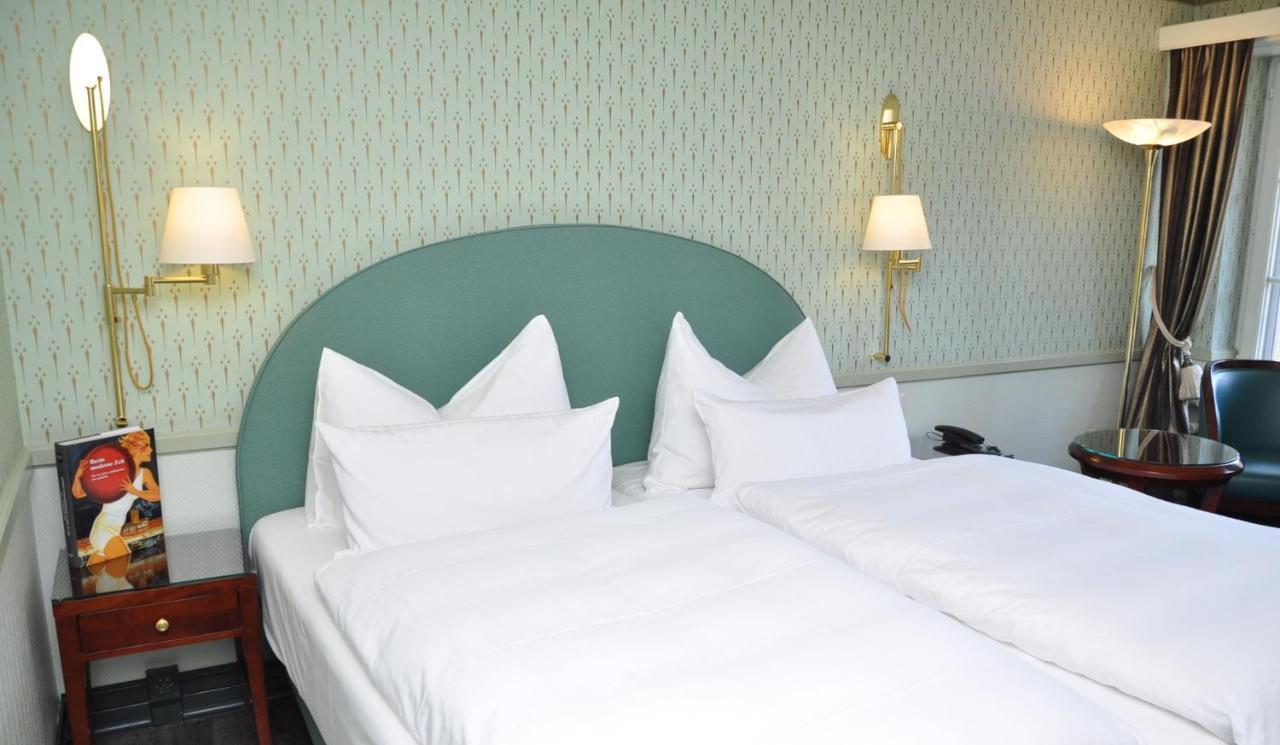 Double Room Bath