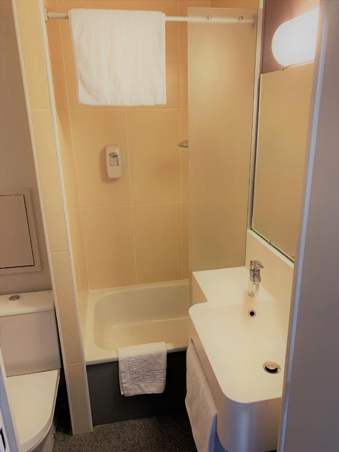 Twin Room,1295685475:JPEG