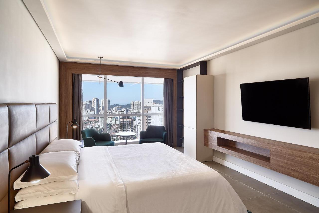Executive Suite 1 Bedroom Executive Suite 1 King