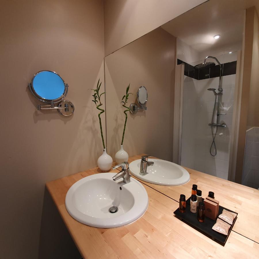 Double Room with Garden View 8