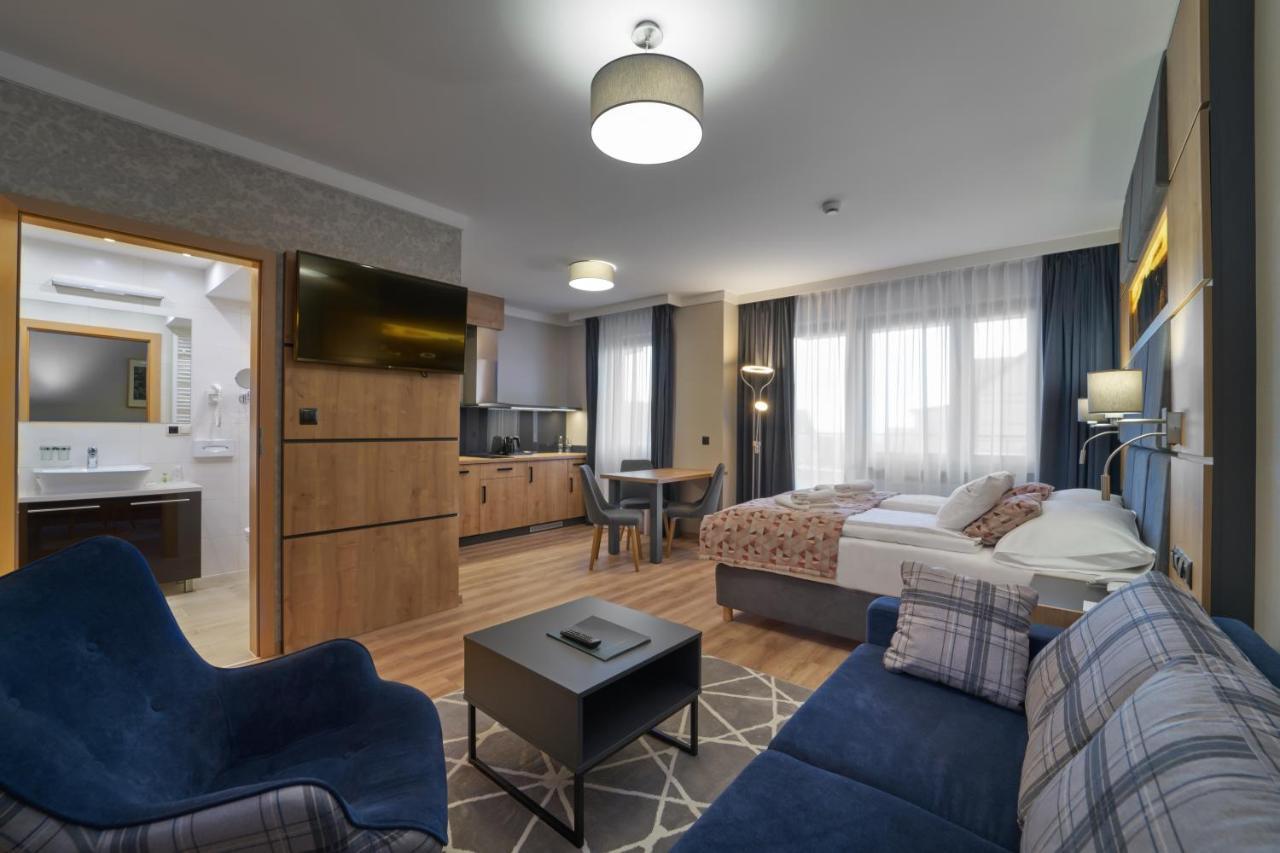 Superior Apartment