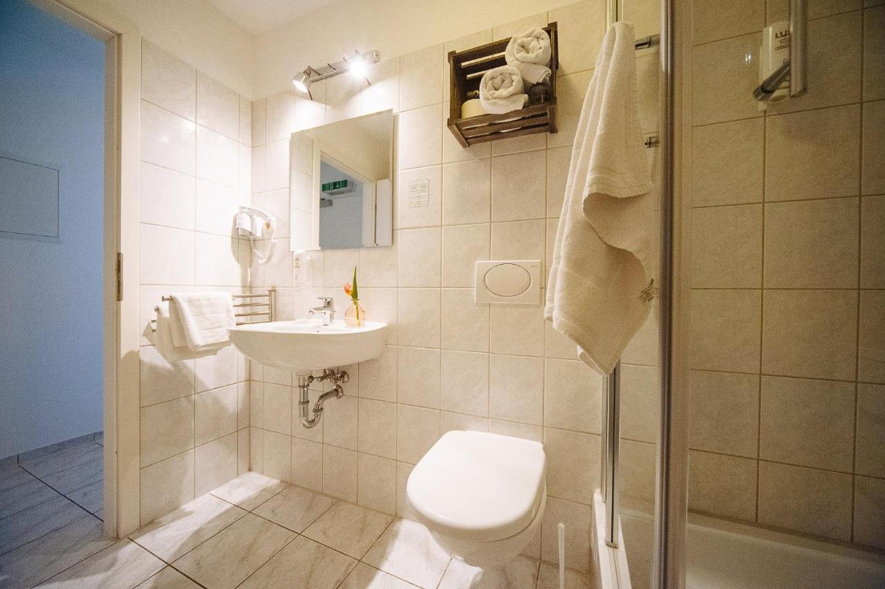 Double Room Private External Bathroom