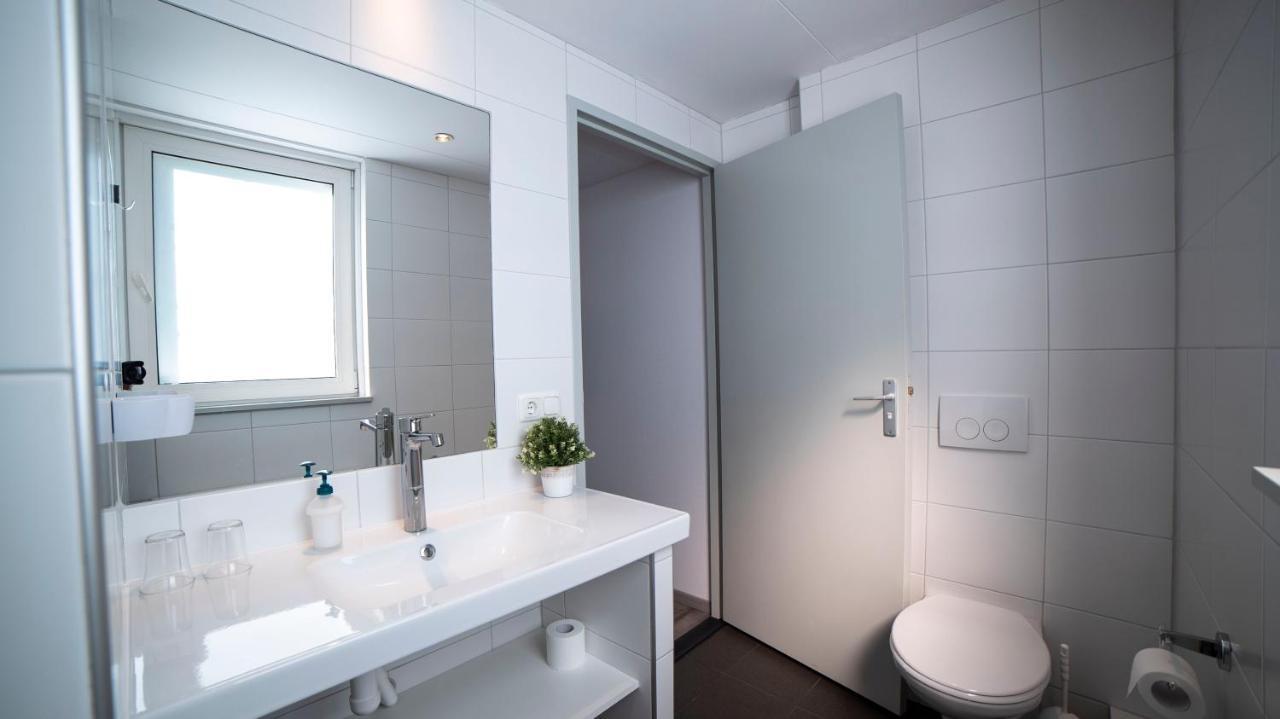 Comfort Double Room Shower