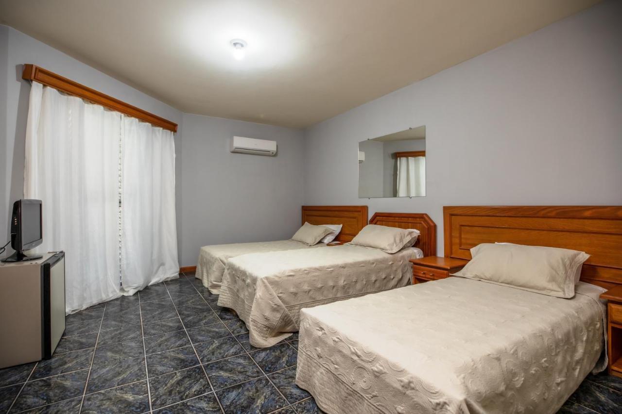 Quarto Triplo Standard