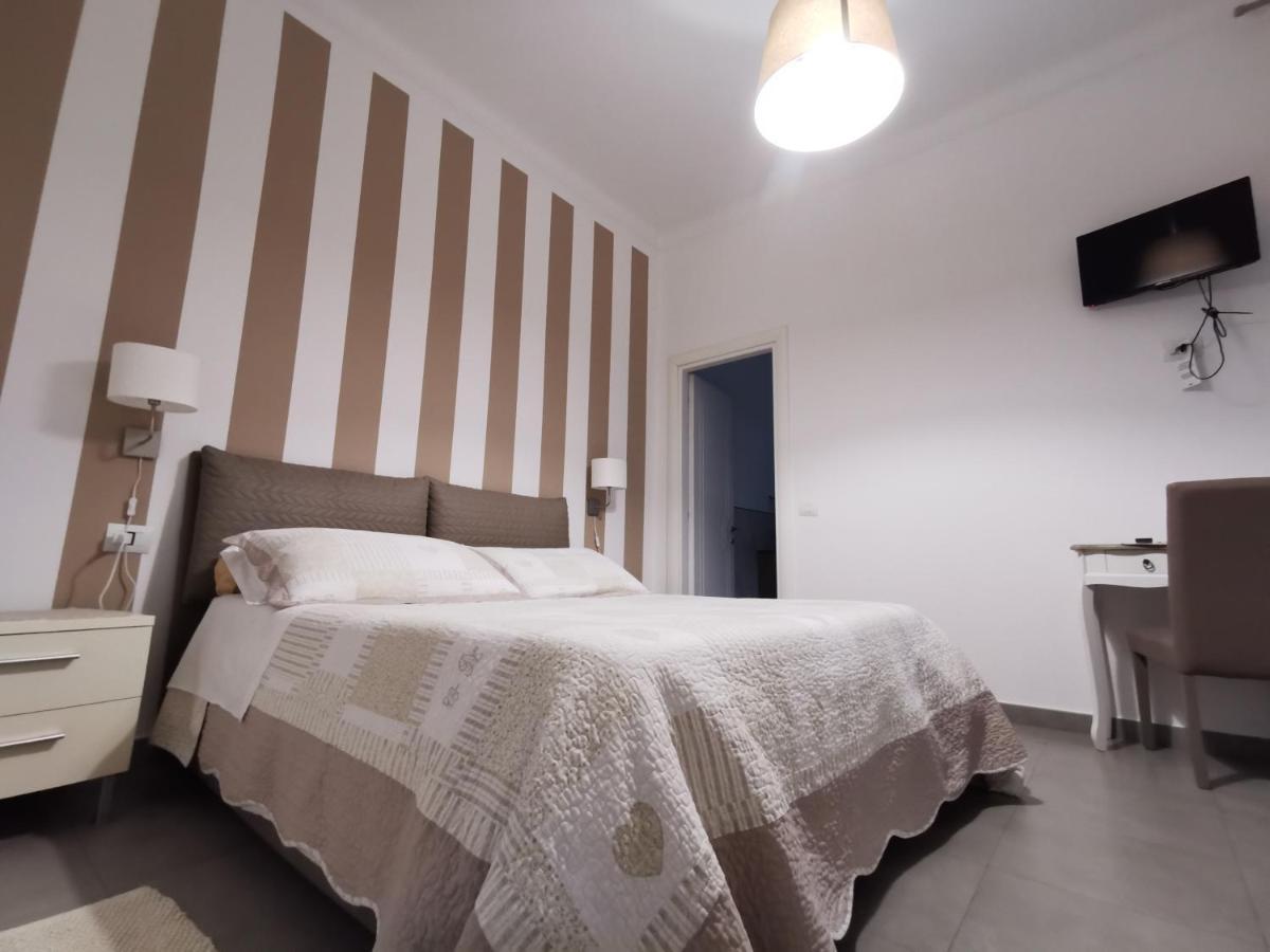 Double Room,999097650:JPEG