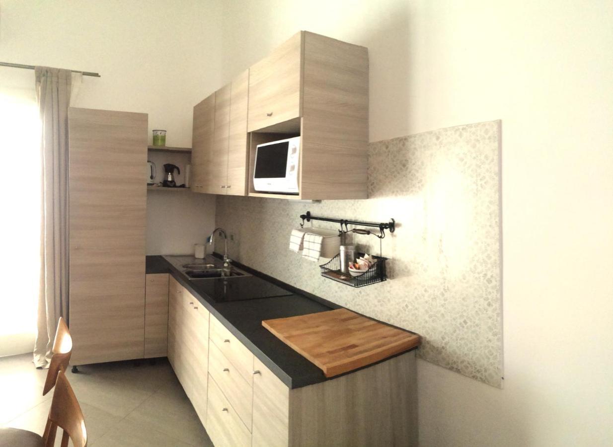 Deluxe Two-Bedroom Apartment Sea View