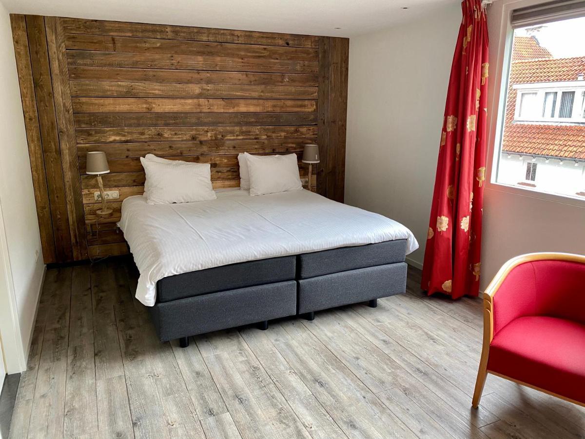 Superior King Room,1555533781:JPEG