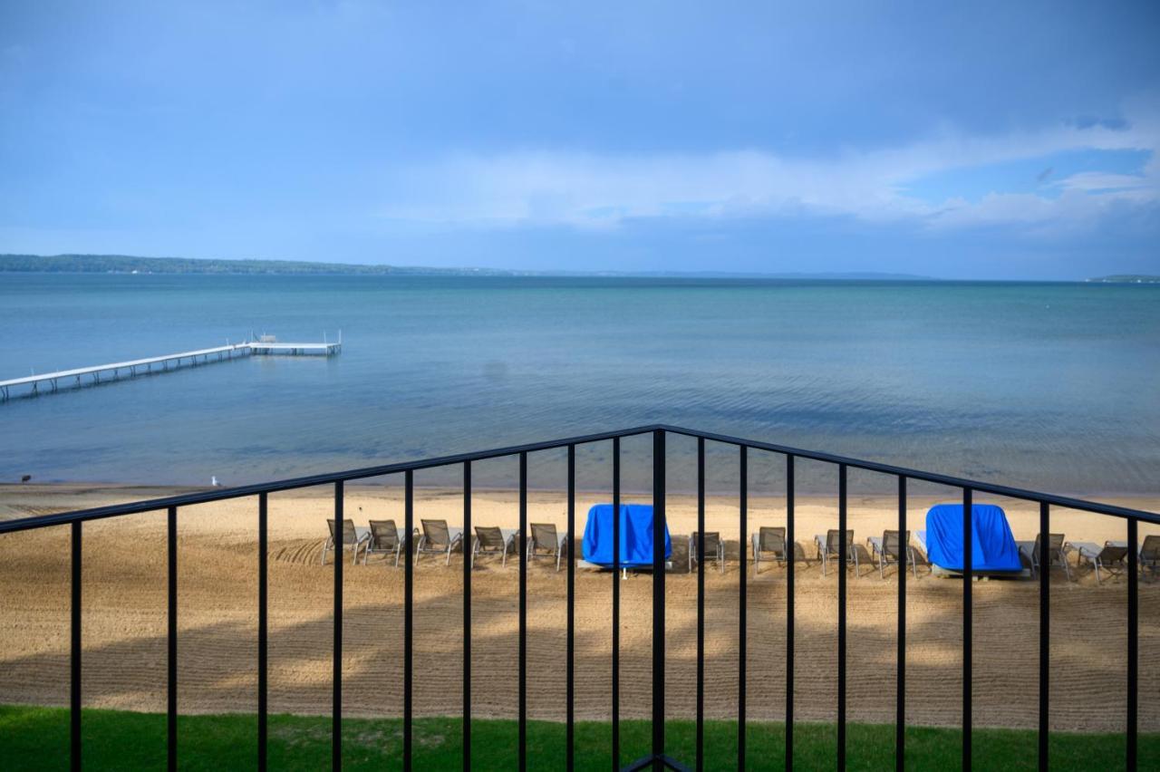 King Bed - Bay View - 2 Person Spa Tub,1310068843:JPEG