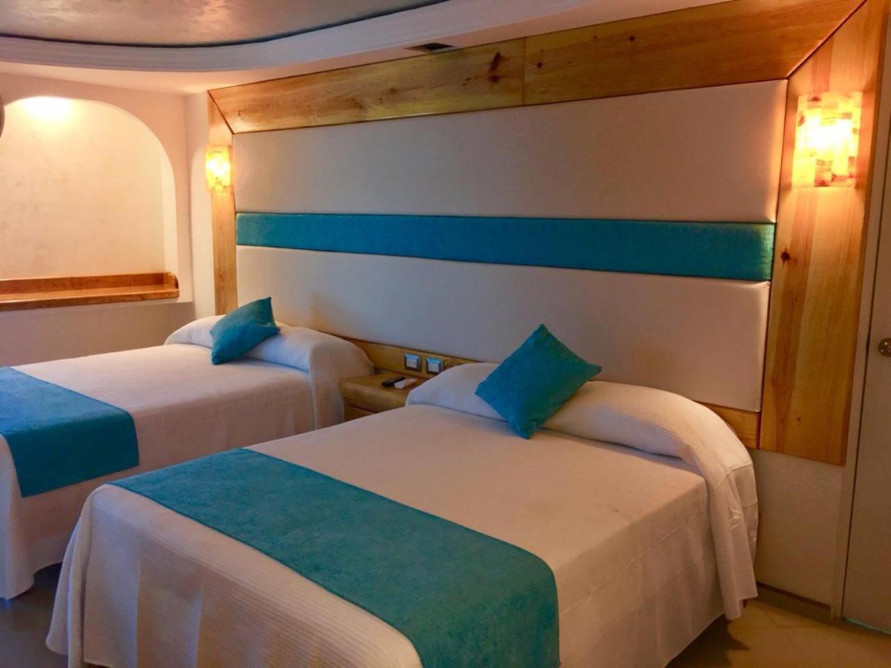 Standard Queen Room Two Queen Beds