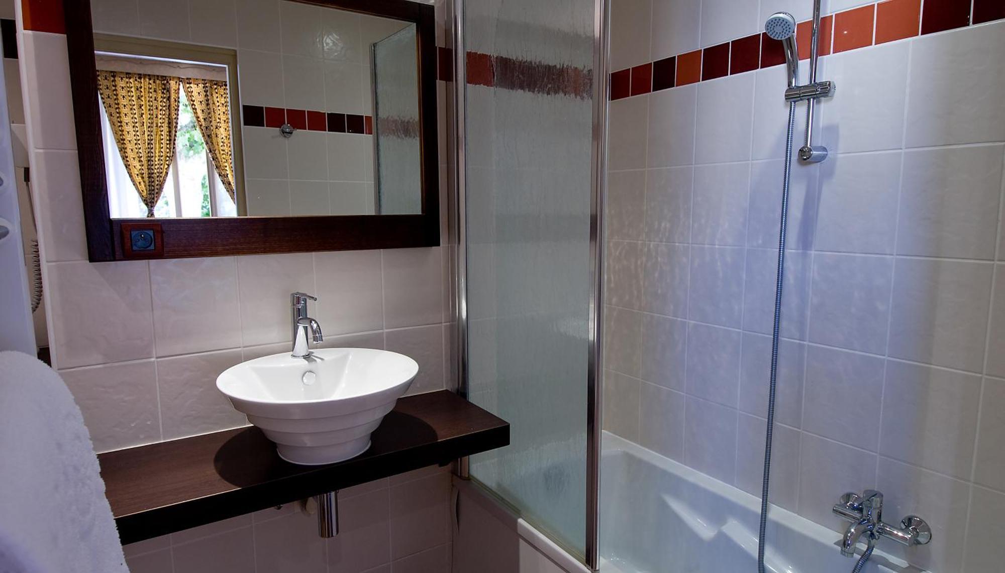 Superior Double or Twin Room,1580152278:JPEG