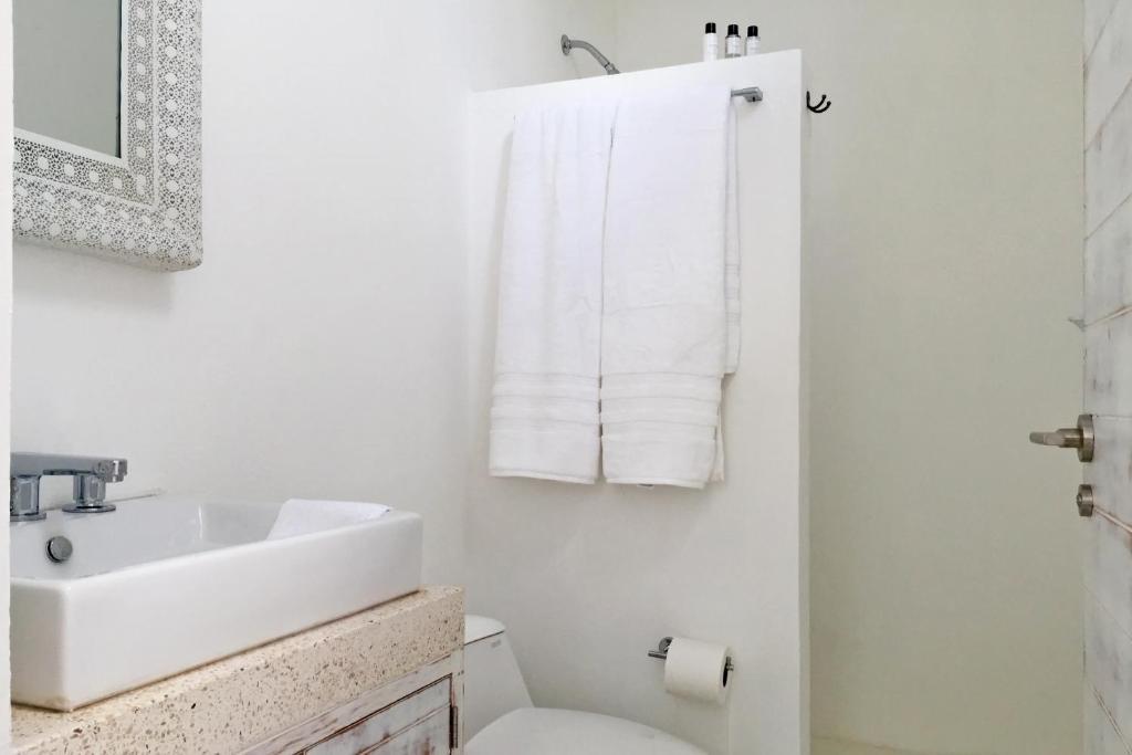 Two Bedroom Apartment Terrace Swimming Pool