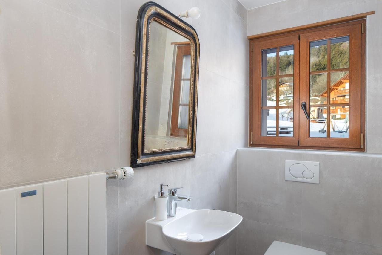 Camera Matrimoniale con Bagno in Comune