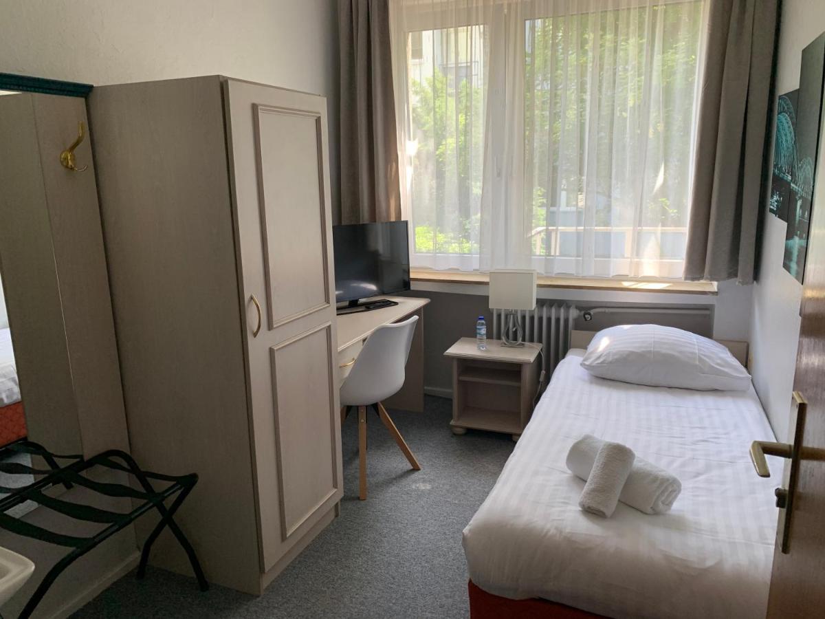 Eenpersoonskamer met Gedeelde Badkamer