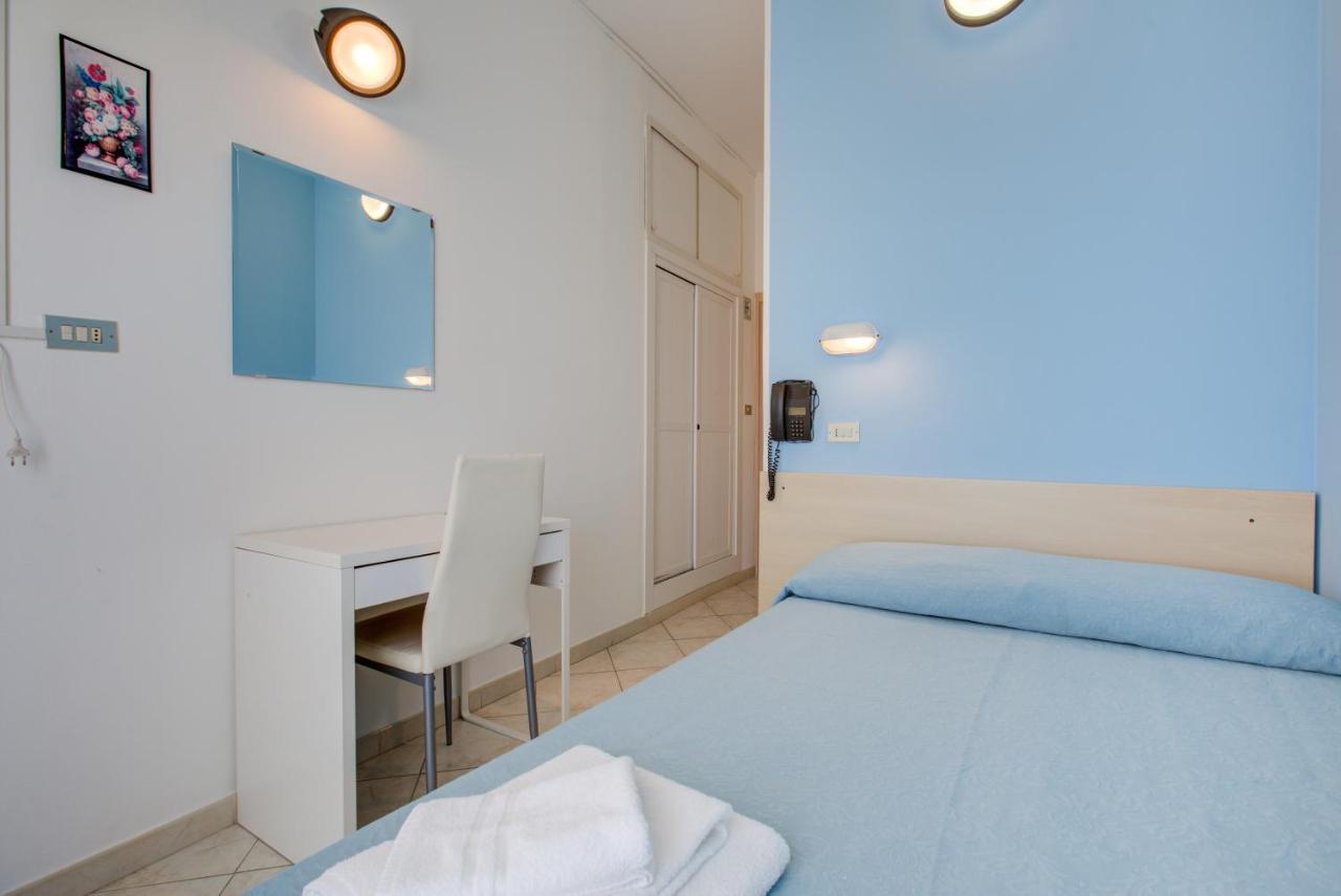Single Room Balcony