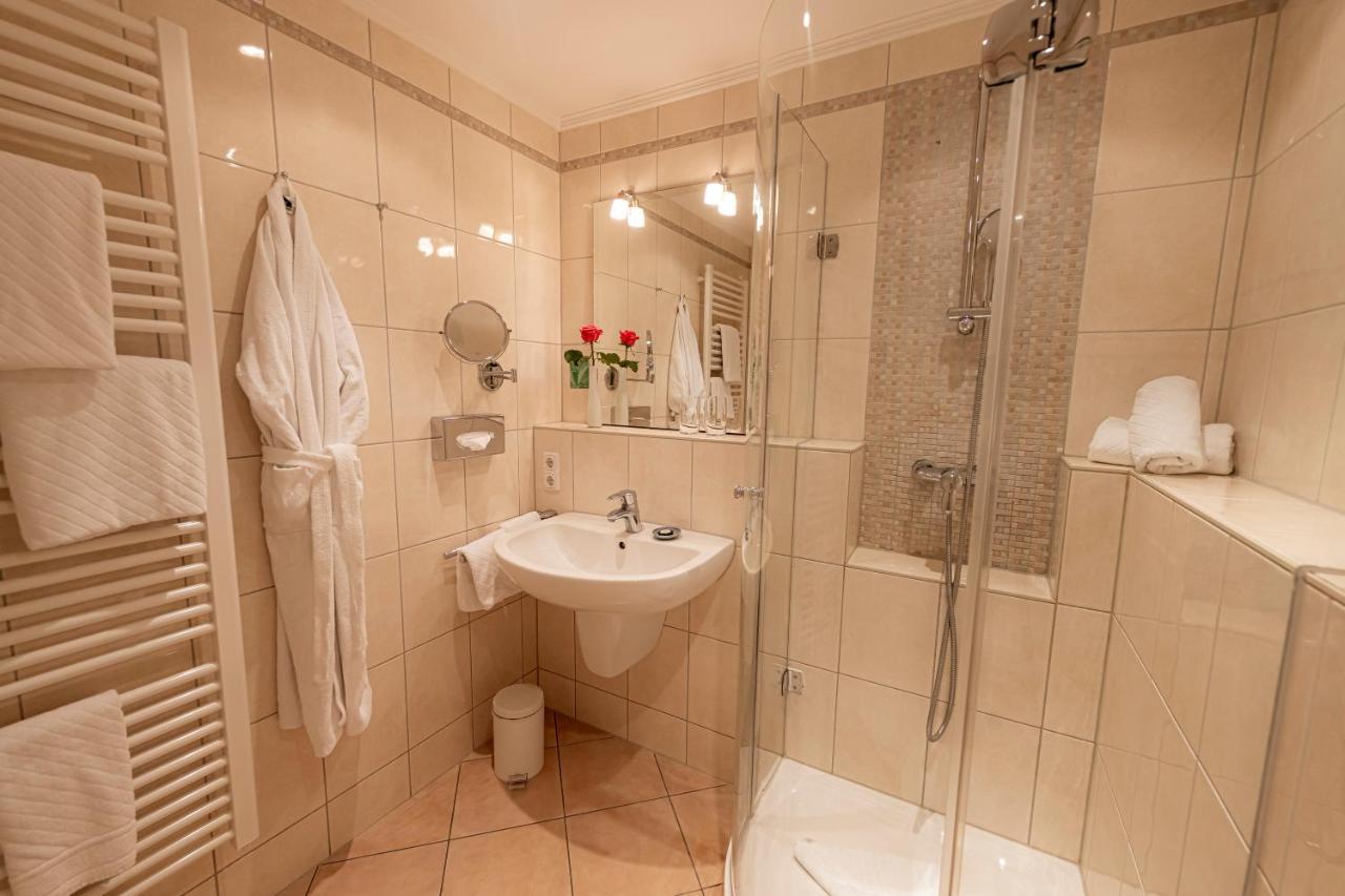 Superior Double Room Balcony 12