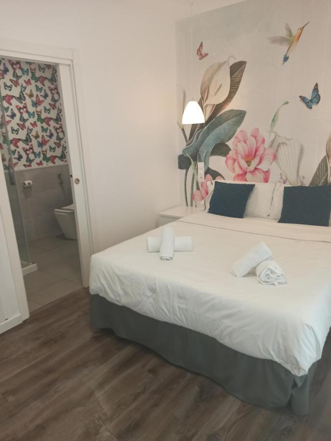 Double Room Private Bathroom