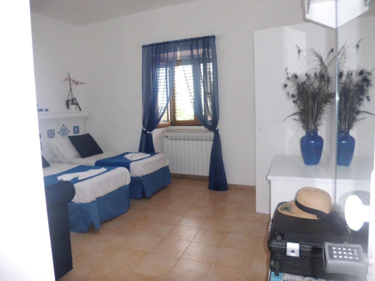 Large Double or Twin Room
