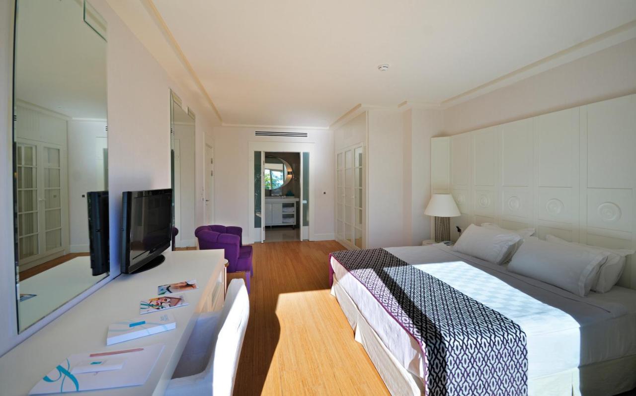 Palm Suite