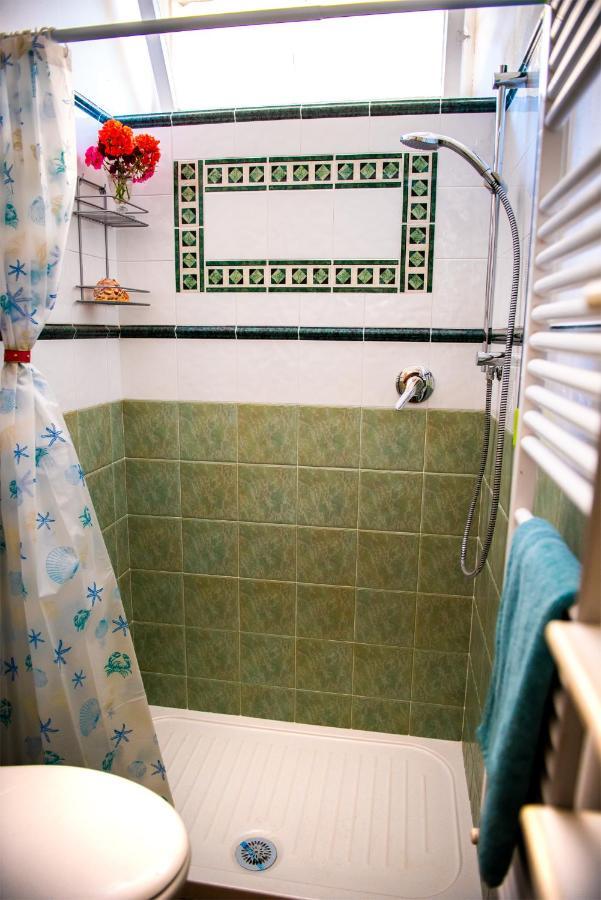 Quadruple Room Private Bathroom