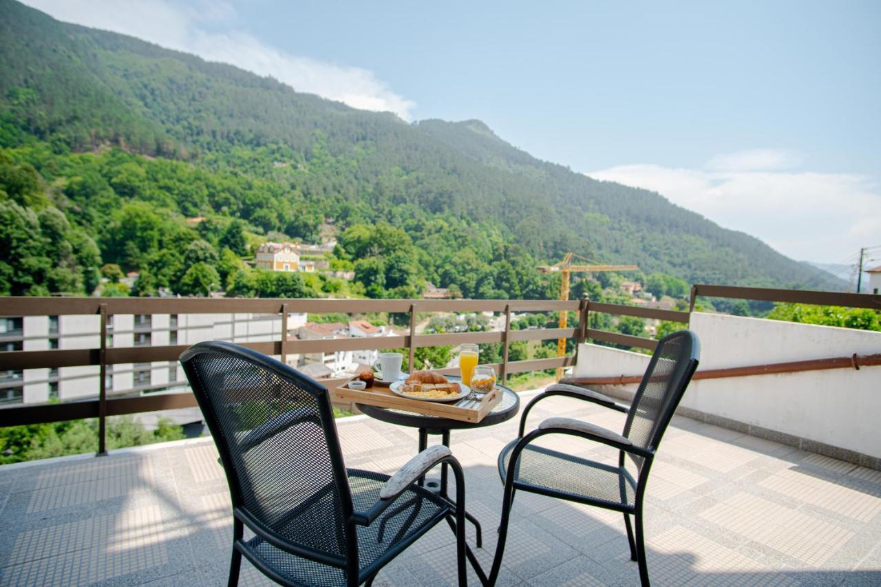 Quarto Familiar com Terraço