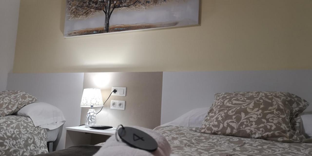 Twin Room with Private Bathroom,999791154:JPEG