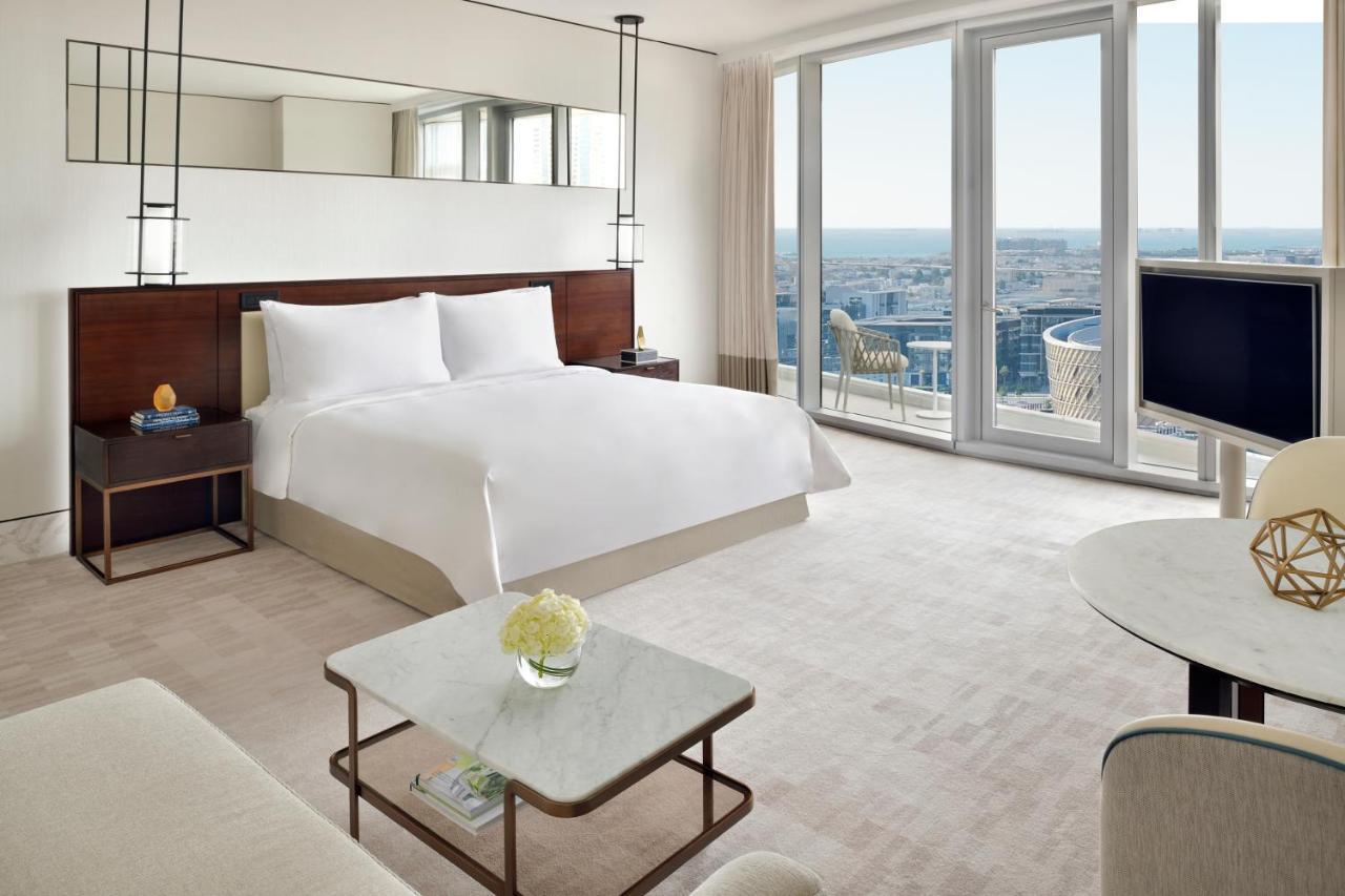 Junior Suite Exclusive Access to Level 54 Infinity Pool & Club Lounge,1227845894:JPEG