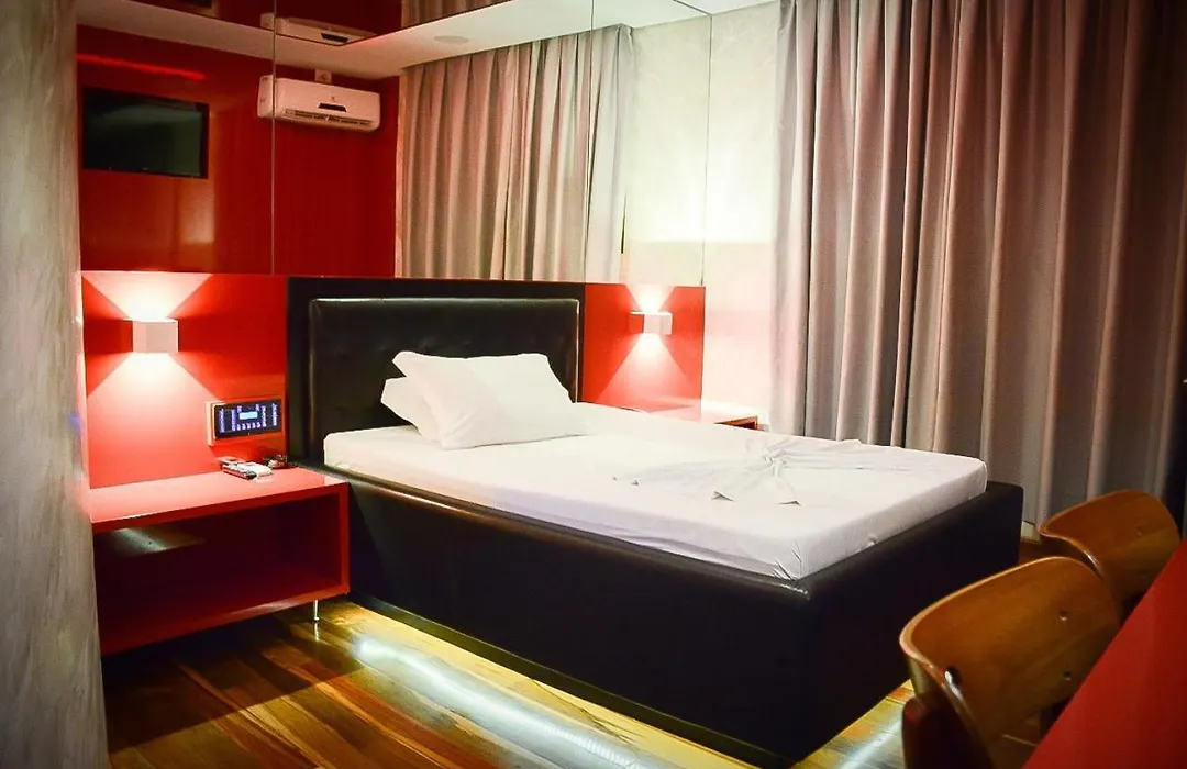 Motel Sunny Day Contagem-1