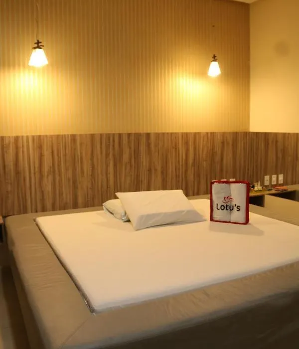 Lotu'S Motel-1