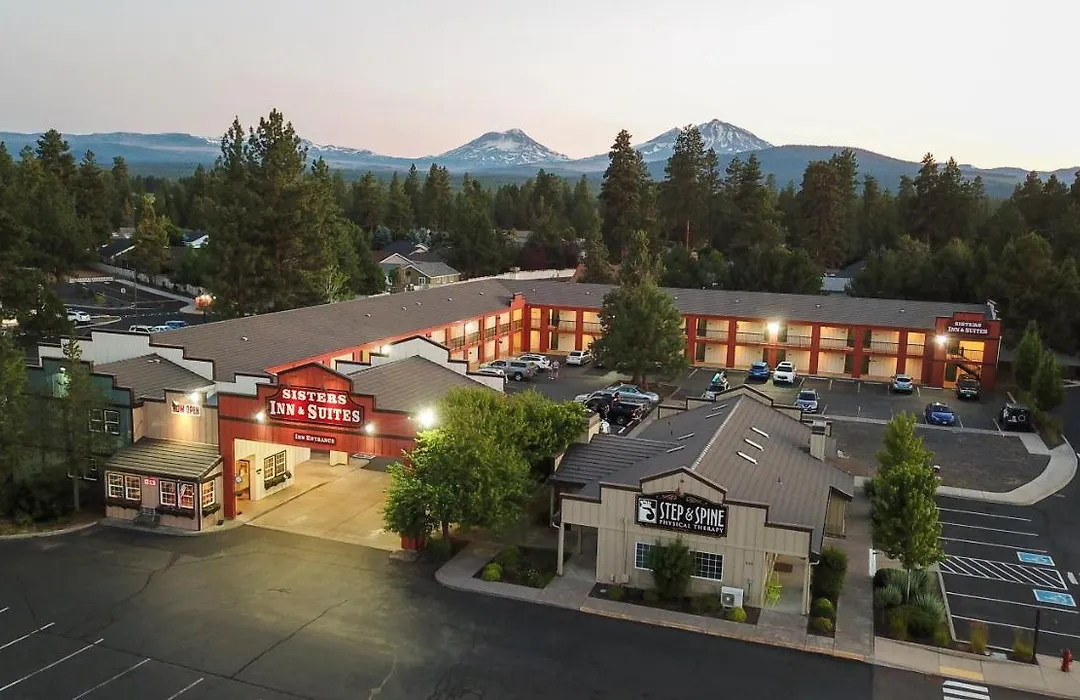 Sisters Inn & Suites-1