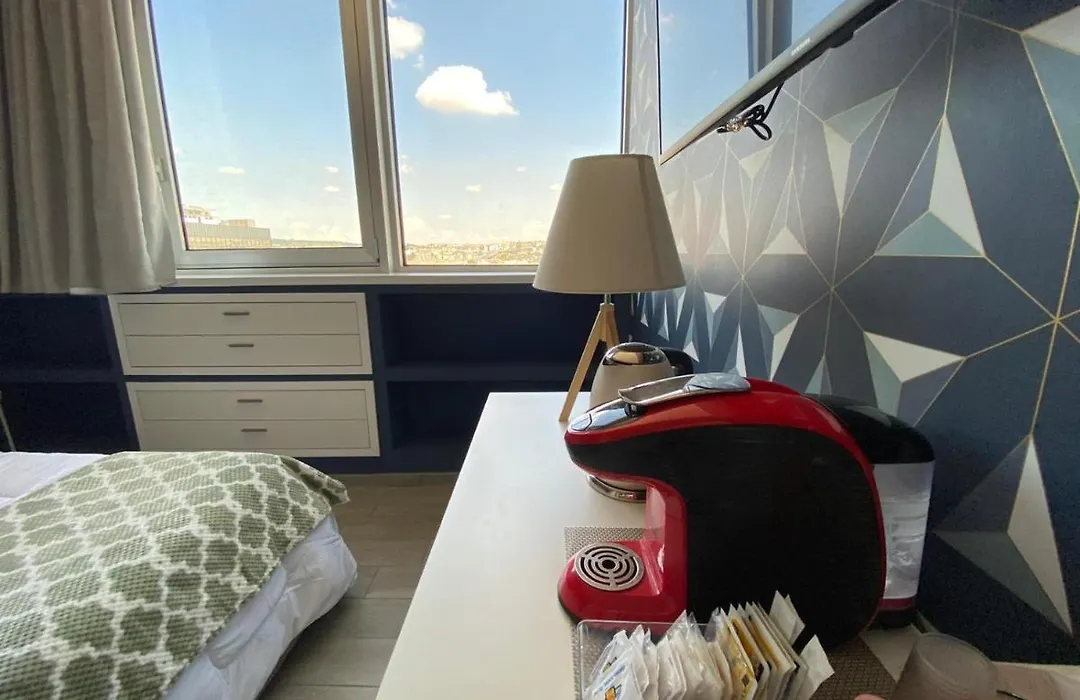 2B Fifteen Floor Suite Napoli-1