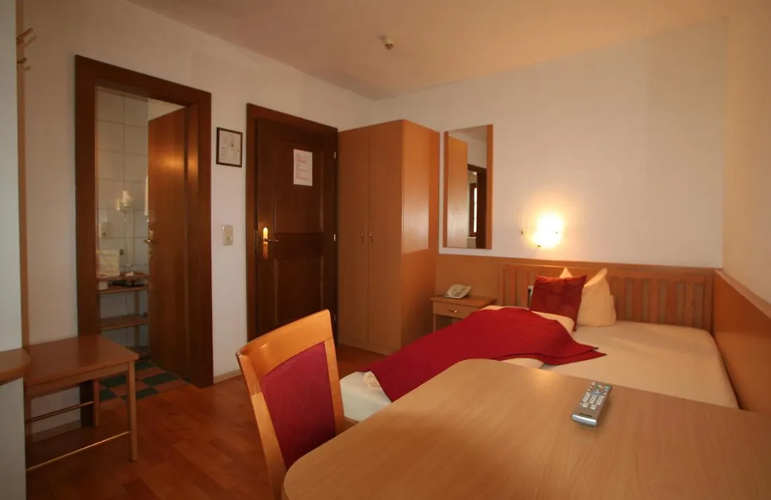 Hotel Engl-1