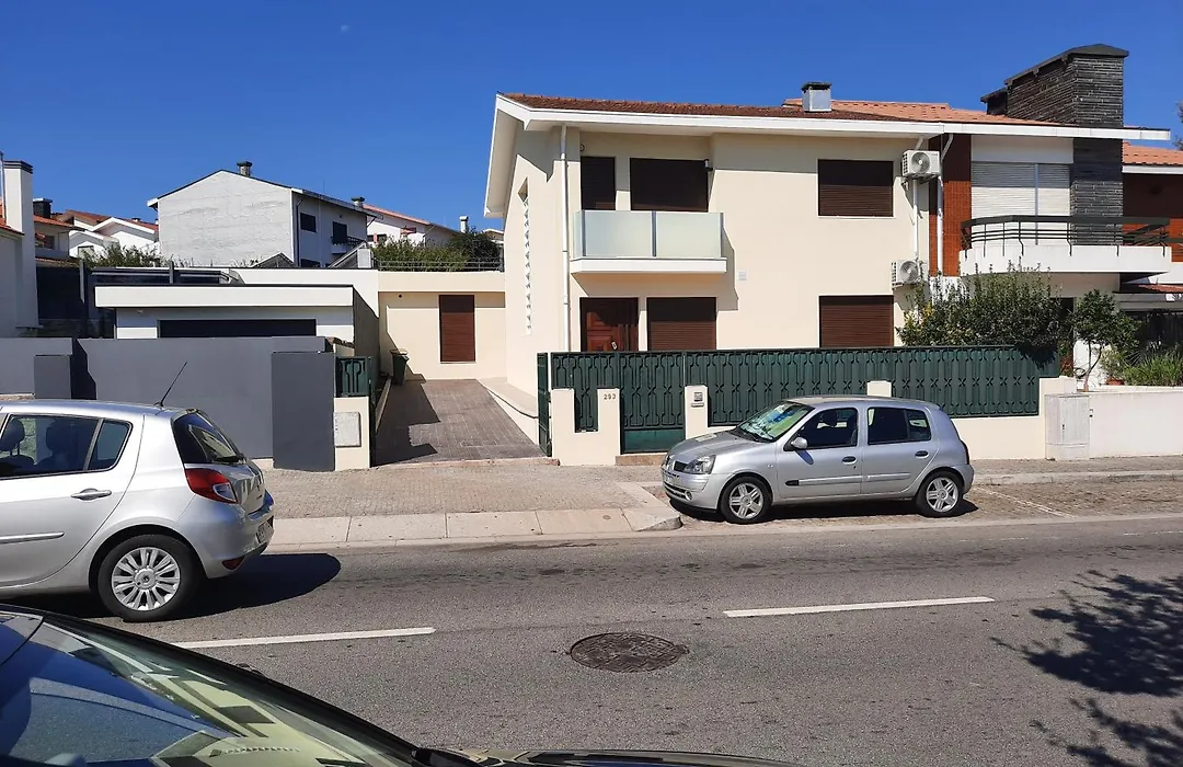 Maia Oporto Suites-1