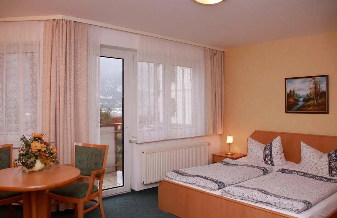 Hotel-Garni Elbgarten Bad Schandau-1