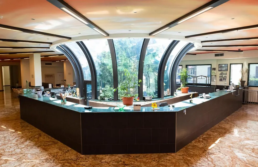 Hotel Fiera Rho-1