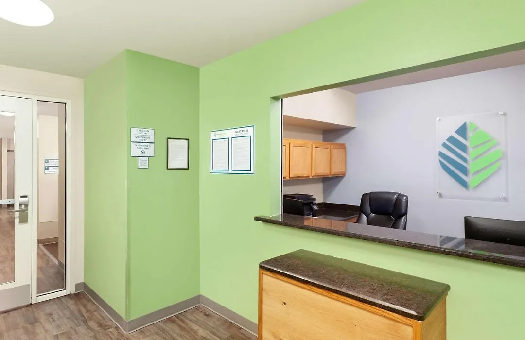 Woodspring Suites Sioux Falls-1