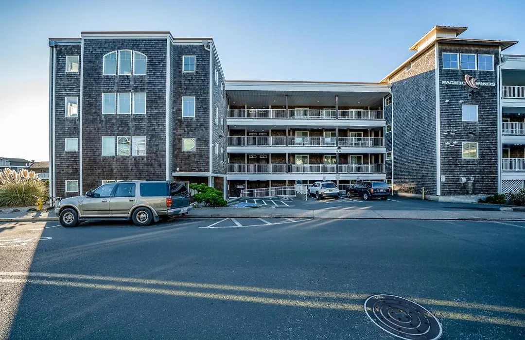 Oceanfront Contemporary-1