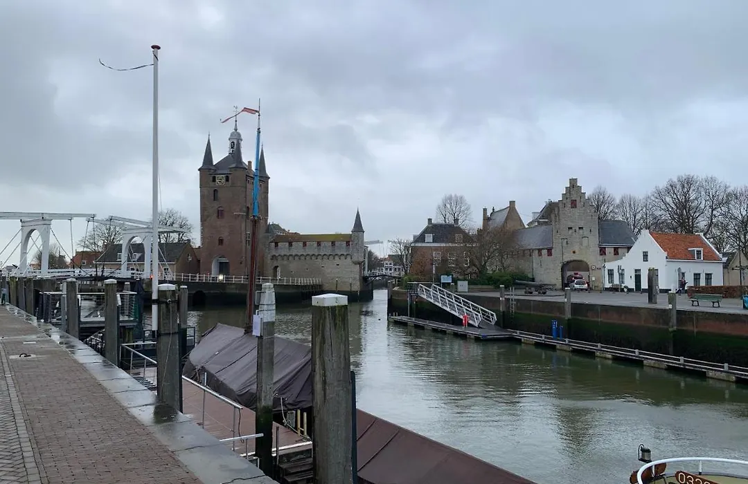 De Verwennerie-1
