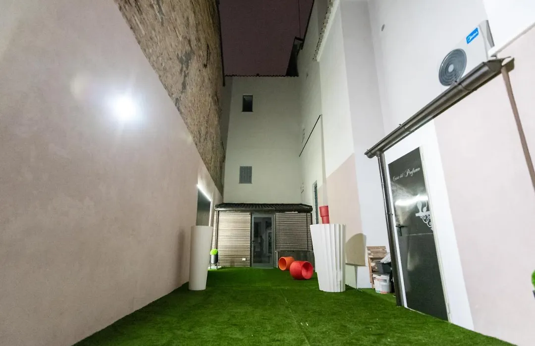 Casa Del Profumo-1