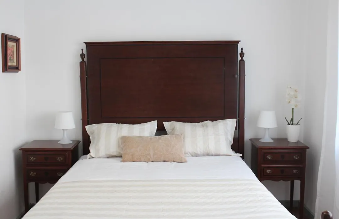 Colina Guesthouse - Braga-1