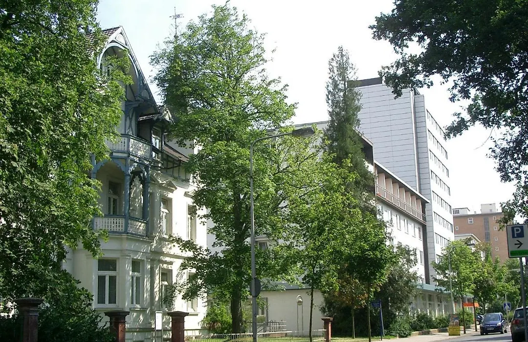 Gesundheitszentrum Helenenquelle-1