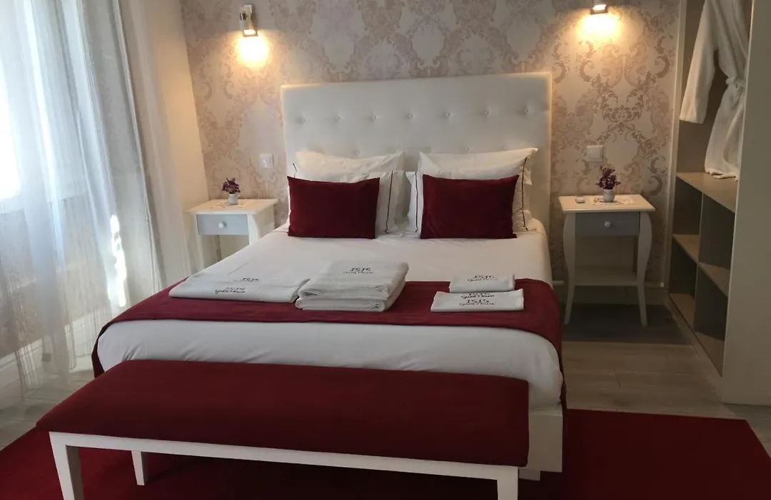 ÍSIS Guest House-1