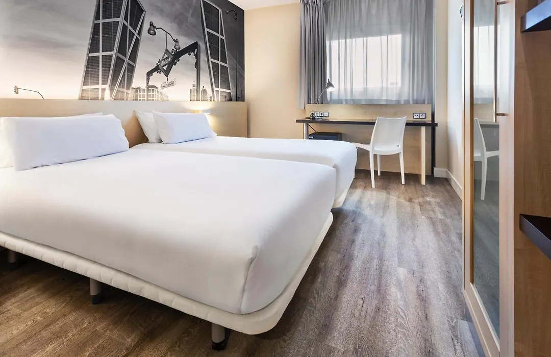 B&B Hotel Madrid Aeropuerto T1 T2 T3-1