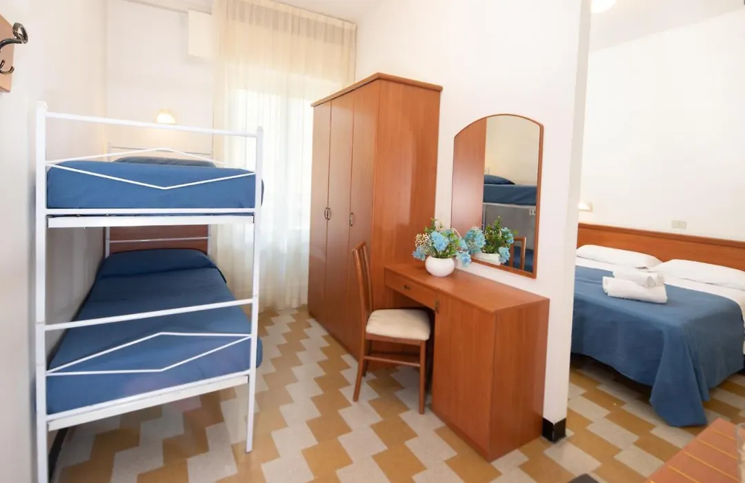 B&B Italia-1