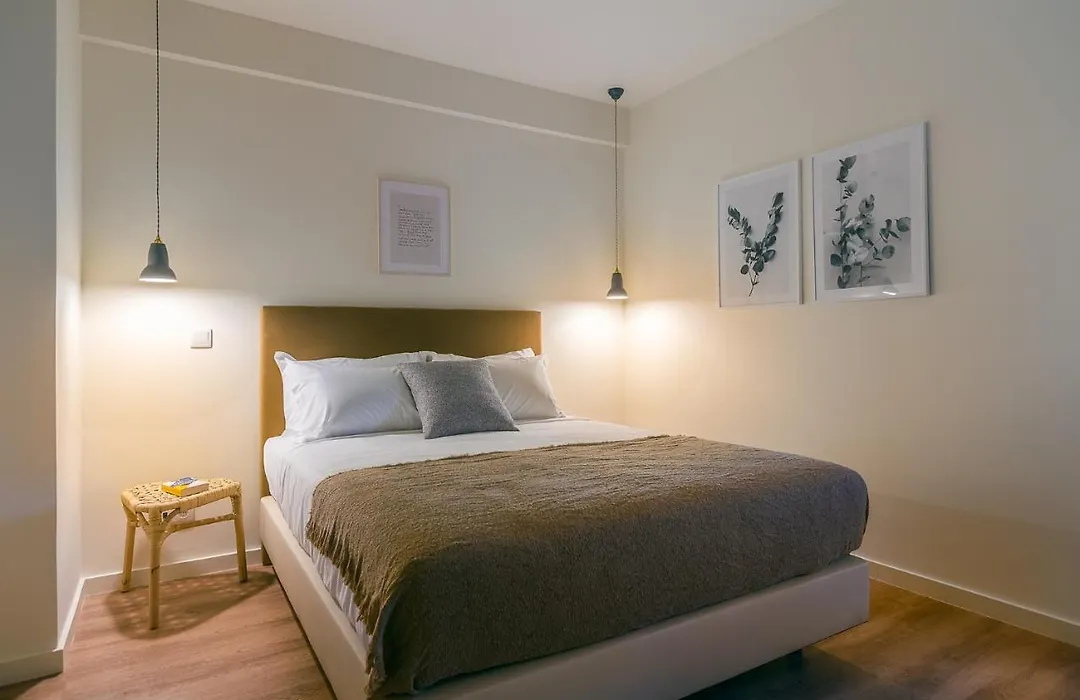 Three House Hotel-1