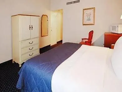 Clarion Hotel & Conference Center Northampton-1